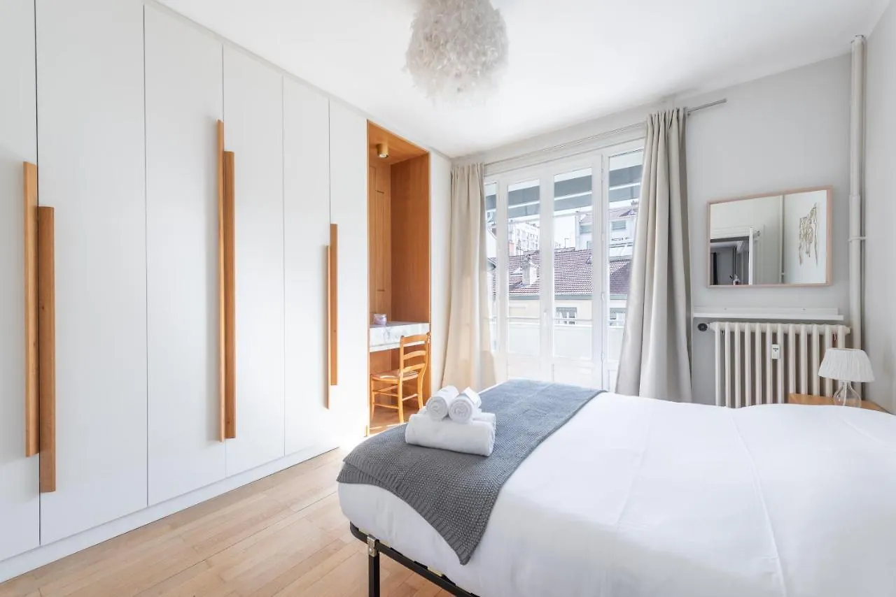 Le Bossuet - Location Moyenne Duree Lyon 6Emeアパートメント 0*,  フランス