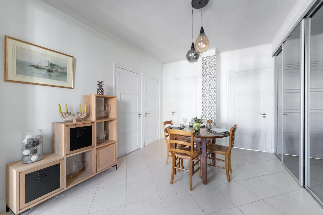 Le Bossuet - Location Moyenne Duree Lyon 6Emeアパートメント アパート